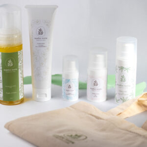 Linea Skin Care Madre Terra con mousse foglie d'ulivo